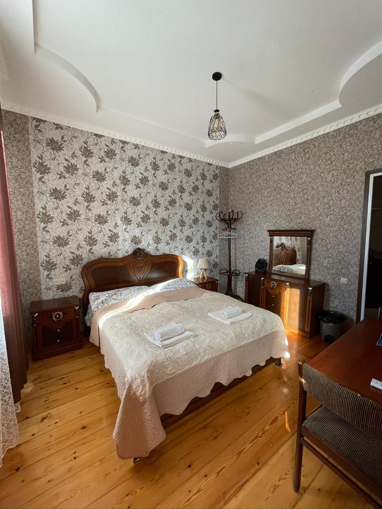 Elco Hotel Sugdidi Eksteriør billede